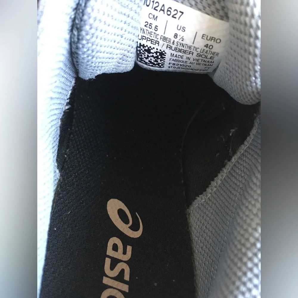 Brand New ASICS Sneakers - Picture 2 of 10
